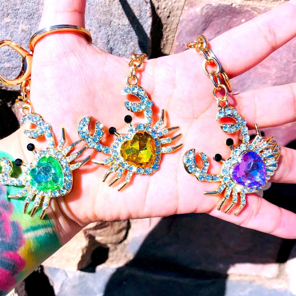 PICK 2 BAG CHARMS “BLING CRAB” 🦀NEW 🔥